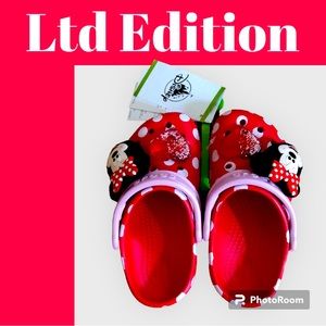 Crocs- Disney Minnie Icon NWT